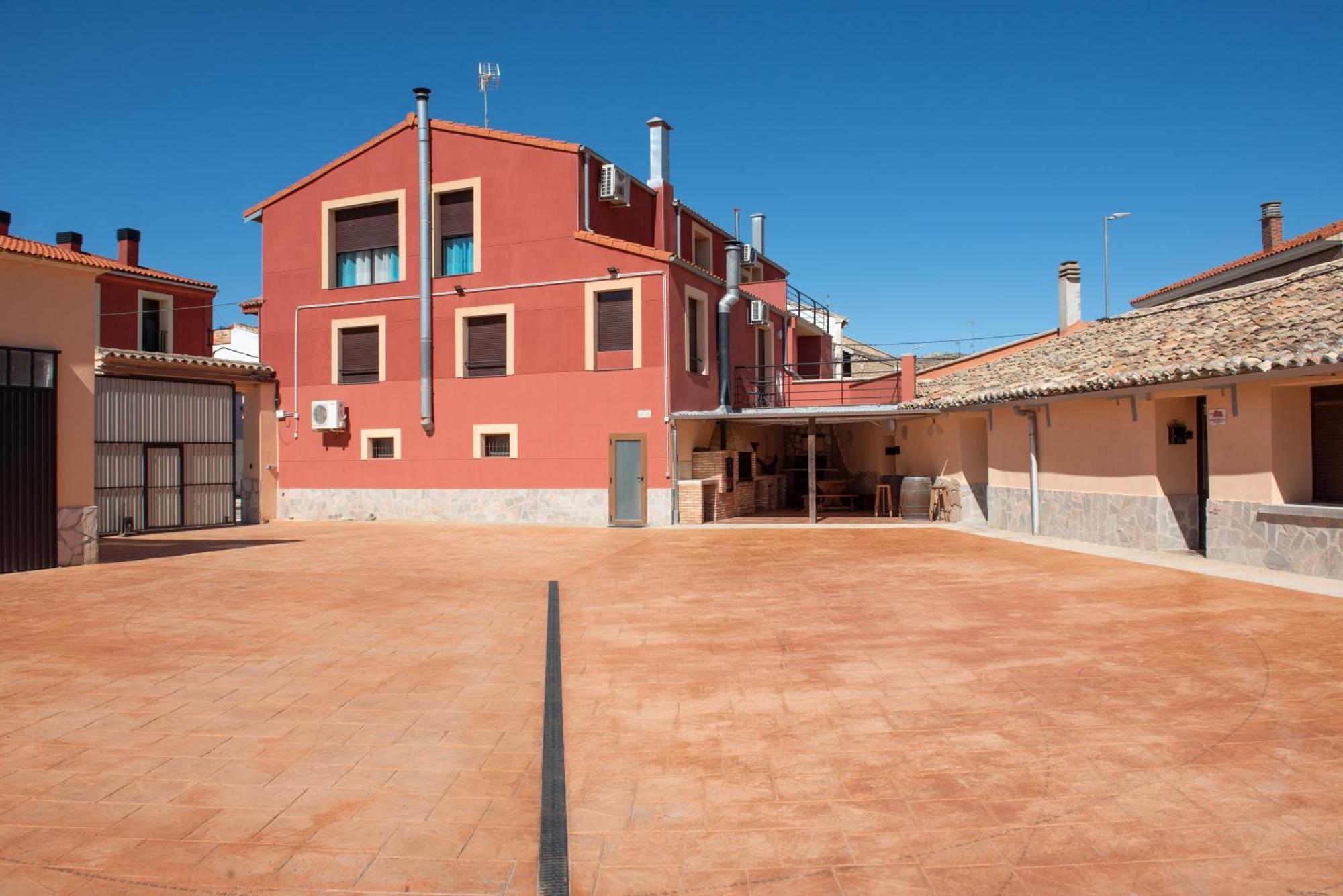 Apartamentos La Jasa Arguedas Exterior photo